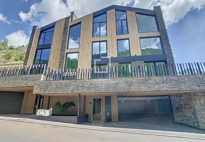 Villa em Pal, Andorra, Pal - € 3.600.000 | Ref: AND61545 - foto 1