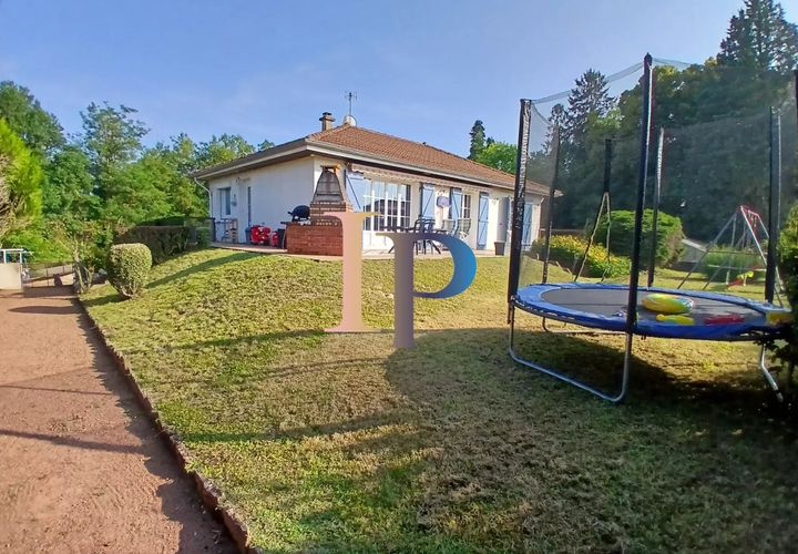 Villa a Briennon, Loire, Briennon - € 197.000 | Ref: 42CL4357 - foto 1
