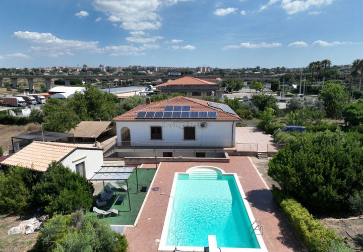 Villa i Modica, Ragusa, Modica - € 480.000 | Ref: L 1247 - foto 1