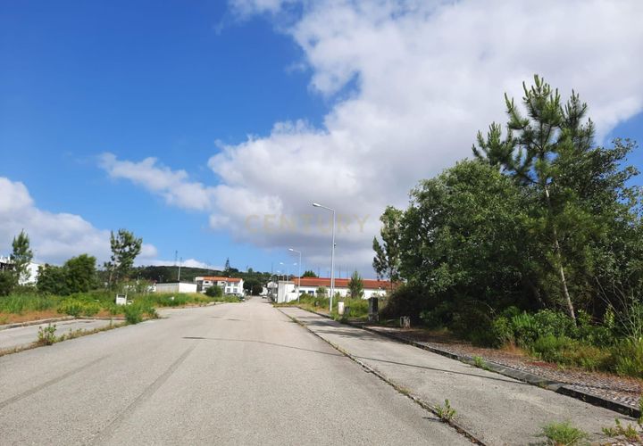 Helårsgrund i Pombal, Leiria, Pombal - € 50.000 | Ref: C0381-00218 - foto 1