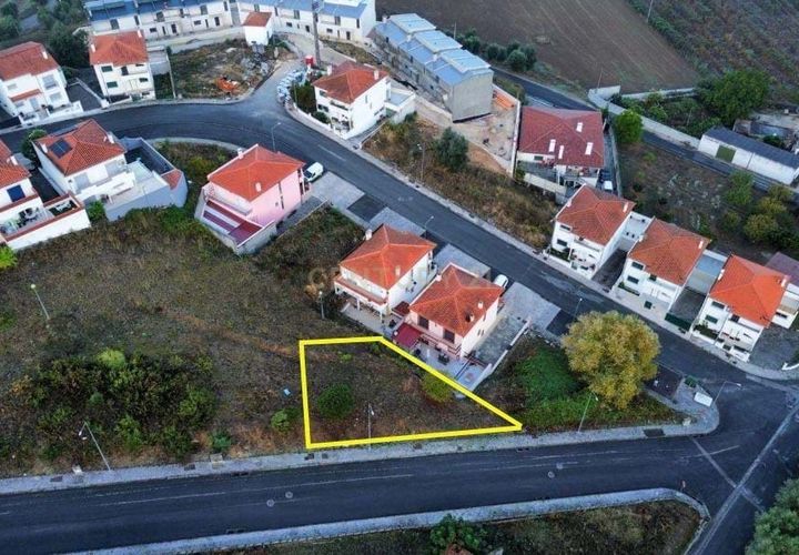 Terra a Batalha, Leiria, Batalha - € 27.800 | Ref: C0381-00499 - foto 1