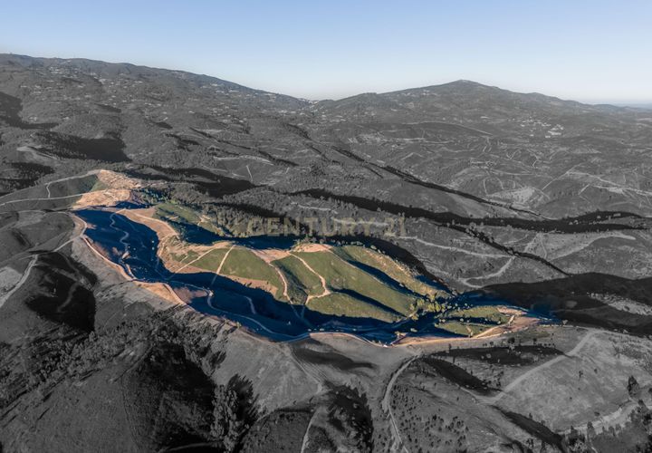 Helårsgrund i Monchique, Faro, Monchique - € 120.000 | Ref: C0240-02722 - foto 1