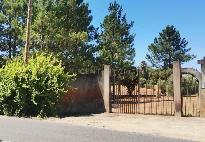 Helårsgrund i Setubal, Setubal, Setubal - € 239.900 | Ref: C0498-00075 - foto 1