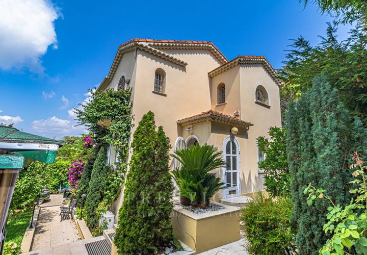 Villa i Antibes, Alpes-Maritimes, Antibes - € 3.300.000 | Ref: 25.024 - foto 1