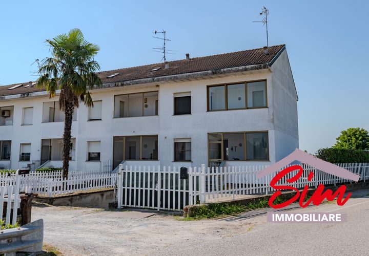 Byhus i Novara, Novara, Novara - € 240.000 | Ref: 9695 - foto 1