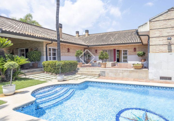 Villa a Godella, Valencia, Godella - € 1.100.000 | Ref: VAL61449 - foto 1