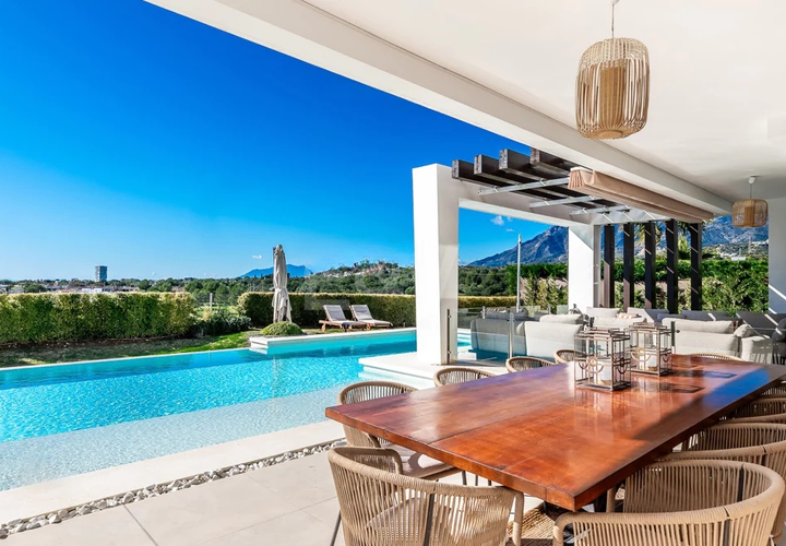 Villa a Marbella, Malaga, Marbella - € 2.175.000 | Ref: BLXR-1064 - foto 1