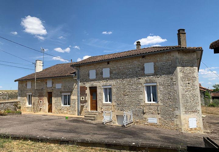 Villa i Poursac, Charente, Poursac - € 159.000 | Ref: KG-4800 - foto 1