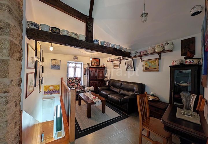 Erhvervsejendom i Guarda, Guarda, Guarda - € 297.500 | Ref: 046250067 - foto 1