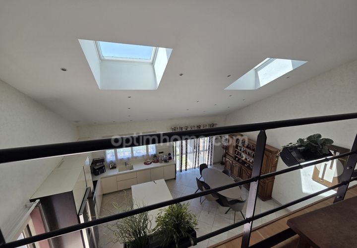 Villa a Verdun, Meuse, Verdun - € 350.000 | Ref: 830033604872 - foto 1