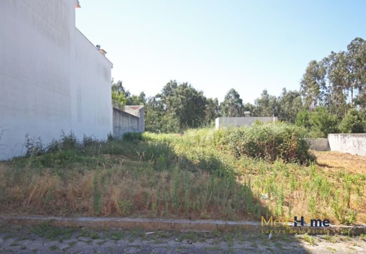 Helårsgrund i Pedroso, Porto, Pedroso - € 55.000 | Ref: MH2528 - foto 1