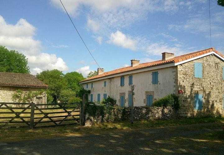 Villa a Lezay, Deux-Sevres, Lezay - € 212.500 | Ref: r7262 - foto 1