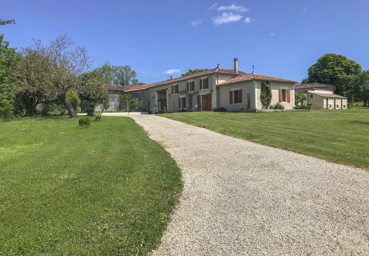 Villa a Matha, Charente-Maritime, Matha - € 498.200 | Ref: BVI70306 - foto 1