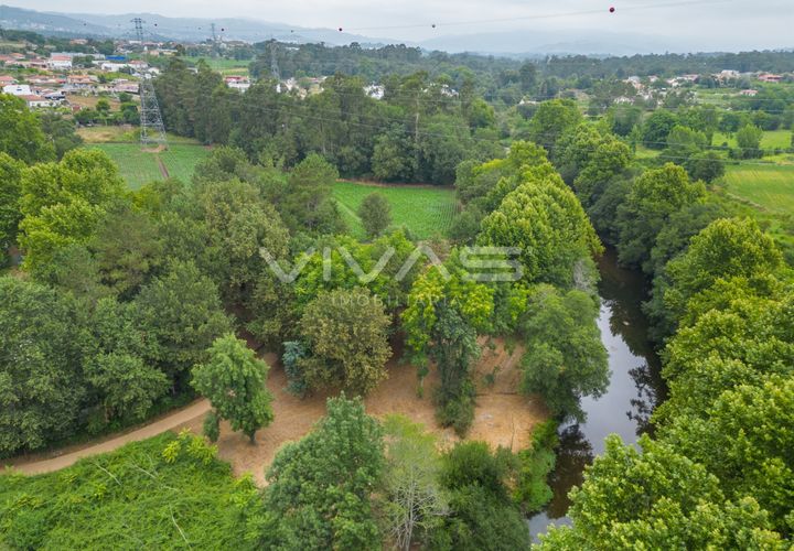 Helårsgrund i Vila Verde, Braga, Vila Verde - € 48.000 | Ref: 01-3660 - foto 1