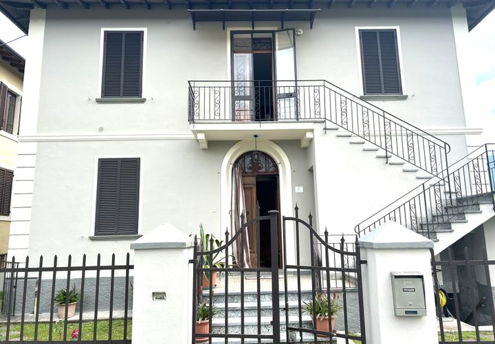 Villa a Barga, Lucca, Barga - € 320.000 | Ref: APS-831 - foto 1