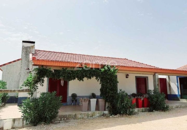 Villa a Arraiolos, Evora, Arraiolos - € 1.100.000 | Ref: ZMPT579049 - foto 1