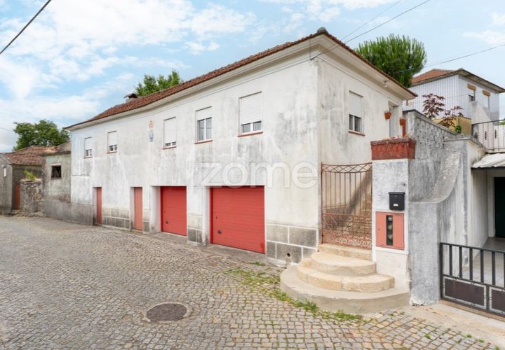 Villa in Trofa, Porto, Trofa - € 250.000 | Ref: ZMPT578905 - foto 1