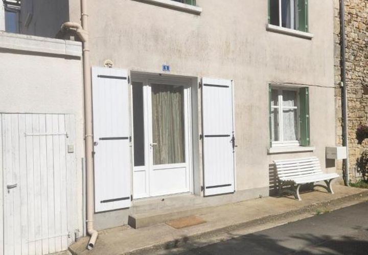 Villa a Charroux, Vienne, Charroux - € 60.000 | Ref: 2A18F5FDAECD4CD2 - foto 1