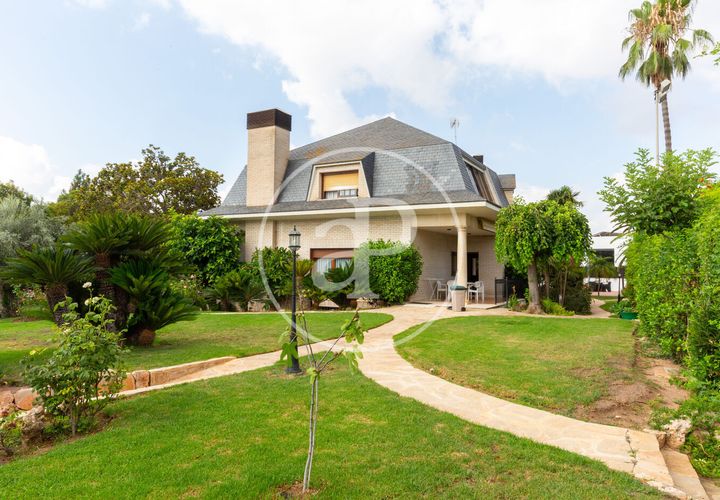 Villa a Godella, Valencia, Godella - € 2.700.000 | Ref: VV2507043 - foto 1