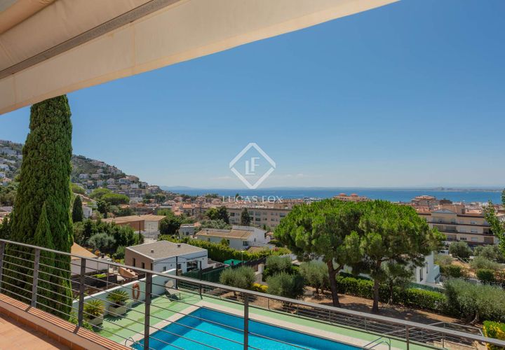 Villa i Roses, Gerona, Roses - € 2.200.000 | Ref: CBR61225 - foto 1