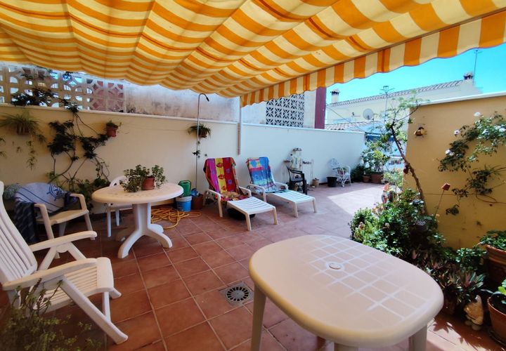 Rækkehus i Almunecar, Granada, Almunecar - € 310.000 | Ref: PSRE-TH1197 - foto 1