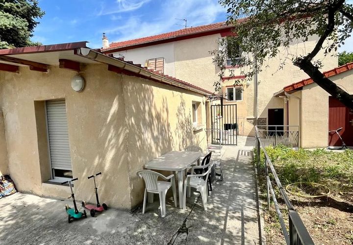 Villa a Bobigny, Seine-Saint-Denis, Bobigny - € 342.000 | Ref: 86115972 - foto 1