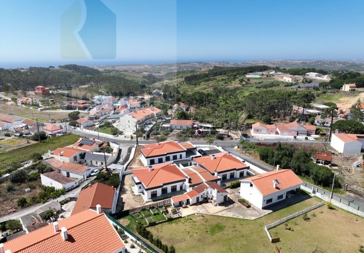 Villa i Mafra, Lisbon, Mafra - € 750.000 | Ref: RF-13-07/2025 - foto 1