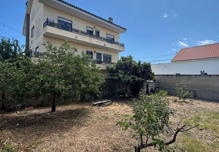 Helårsgrund i Almada, Setubal, Almada - € 150.000 | Ref: 145934 - foto 1