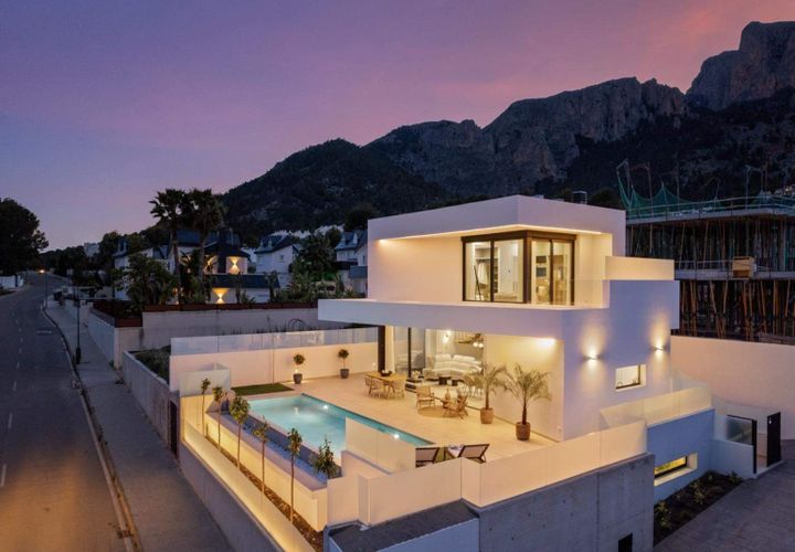 Villa i Polop, Alicante, Polop - € 755.000 | Ref: LUX5052 - foto 1
