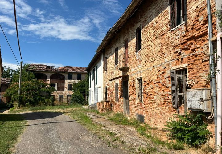 Landejendom i Asti, Asti, Asti - € 135.000 | Ref: 14816 - foto 1