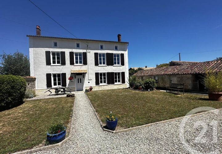 Landsbyhus i Loubille, Deux-Sevres, Loubille - € 197.000 | Ref: 8762 - foto 1