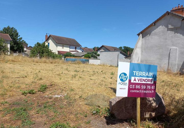 Terra a Saint-Vallier, Saone-et-Loire, Saint-Vallier - € 13.000 | Ref: 9133 - foto 1