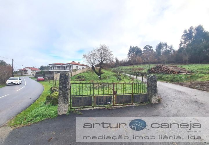 Helårsgrund i Arcos de Valdevez, Viana do Castelo, Arcos de Valdevez - € 29.000 | Ref: 7171 - foto 1