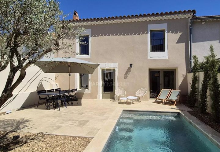 Landsbyhus i Eyragues, Bouches-du-Rhone, Eyragues - € 695.000 | Ref: 86110287 - foto 1