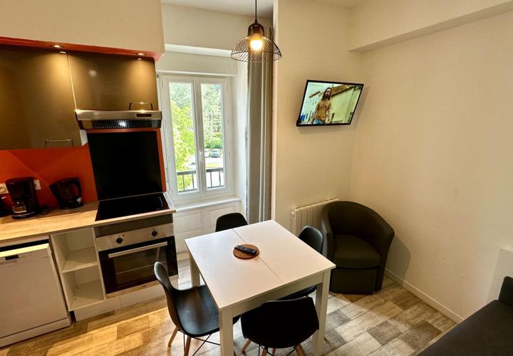 Leilighet i La Bourboule, Puy-de-Dome, La Bourboule - € 86 813 | Ref: 413271ALEB - foto 1