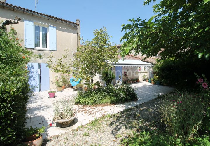 Landsbyhus i Fonroque, Dordogne, Fonroque - € 165.000 | Ref: 73875 - foto 1