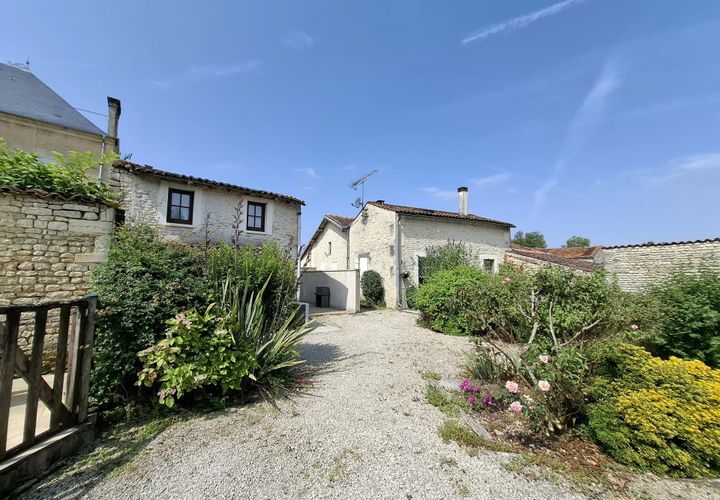 Landsbyhus i Matha, Charente-Maritime, Matha - € 272.850 | Ref: BVI81522 - foto 1