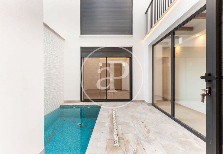 Villa a Valencia, Valencia, Valencia - € 670.000 | Ref: VV2507062 - foto 1