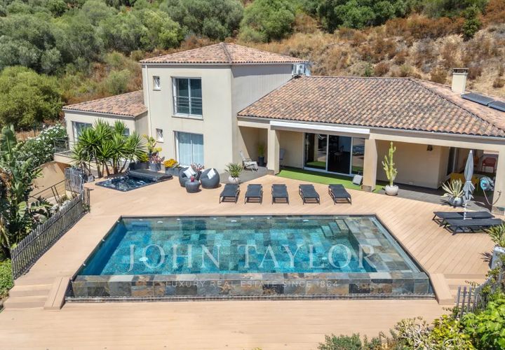 Villa i Afa, Corse-du-Sud, Afa - € 1.352.000 | Ref: V0237PV - foto 1