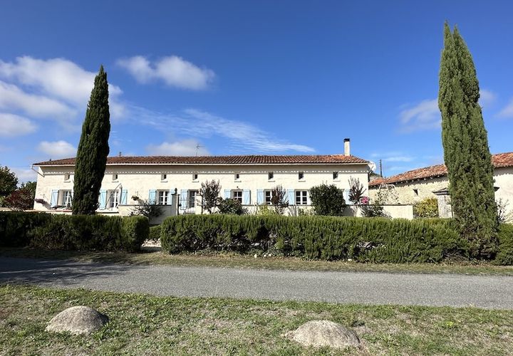 Villa a Saint-Romain, Charente, Saint-Romain - € 336.000 | Ref: 147 - foto 1