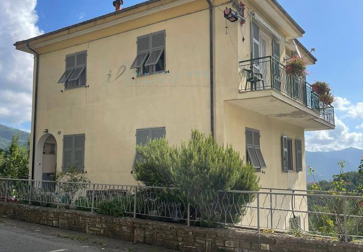 Villa a Borgomaro, Imperia, Borgomaro - € 230.000 | Ref: 965 - foto 1