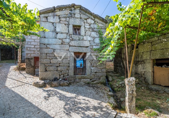 Villa i Terras de Bouro, Braga, Terras de Bouro - € 45.000 | Ref: 01-3661 - foto 1