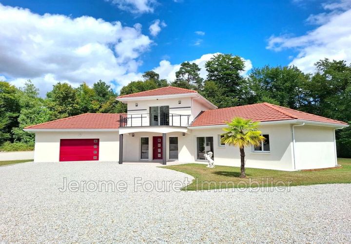 Villa a Tulle, Correze, Tulle - € 418.000 | Ref: 913V635M-tw - foto 1