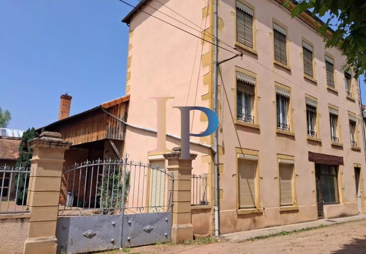 Villa i Charlieu, Loire, Charlieu - € 189.000 | Ref: 42IP4359 - foto 1