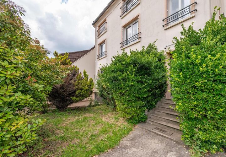 Villa i Noisy-le-Sec, Seine-Saint-Denis, Noisy-le-Sec - € 940.000 | Ref: getkey_u_452976119 - foto 1