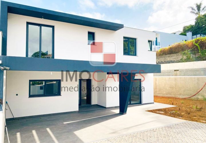 Villa a Sao Roque, Madeira, Sao Roque - € 750.000 | Ref: CAS_4731 - foto 1