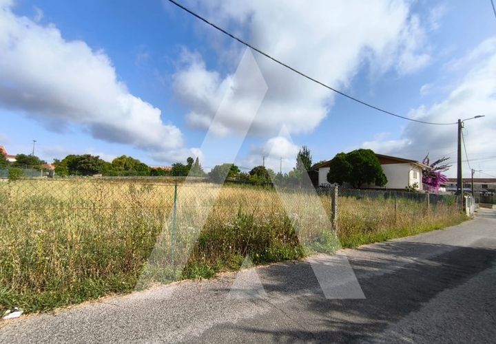 Helårsgrund i Oia, Aveiro, Oia - € 40.000 | Ref: 1040731/25 BR - foto 1