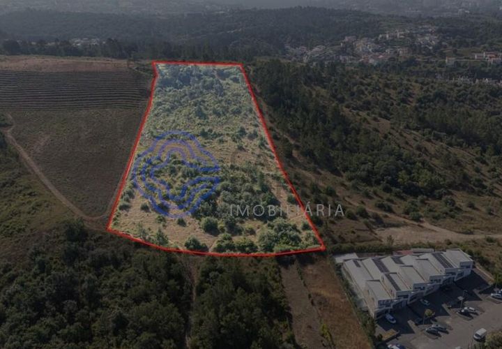 Helårsgrund i Coimbra, Coimbra, Coimbra - € 800.000 | Ref: 1106601 - foto 1