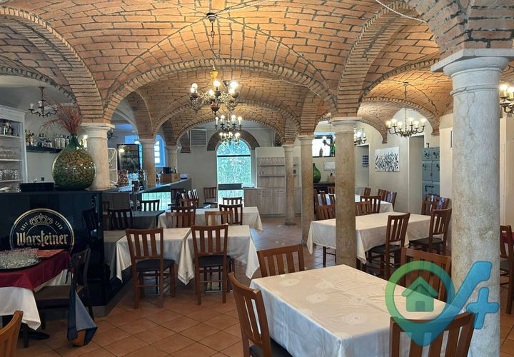Erhvervsejendom i Quistello, Mantua, Quistello - € 450.000 | Ref: 5346 - foto 1