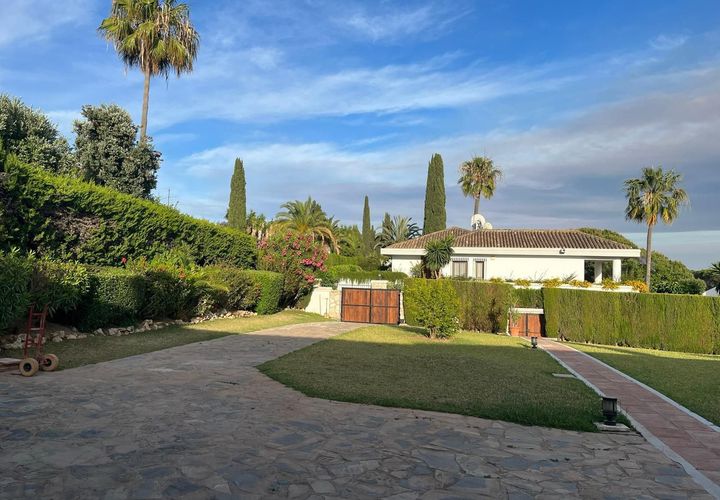 Villa i Las Chapas, Malaga, Las Chapas - € 1.390.000 | Ref: R4954384 - foto 1